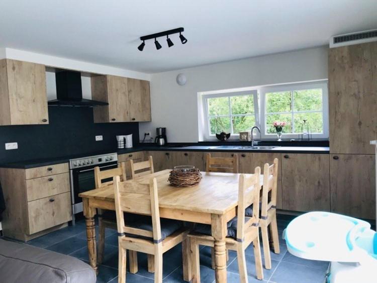 Vakantiewoning D'Hoppe Flobecq ภายนอก รูปภาพ